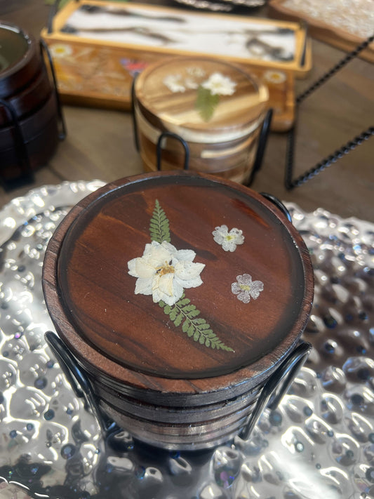 Round Darkwood White Flower Resin Coaster - 5 Pieces